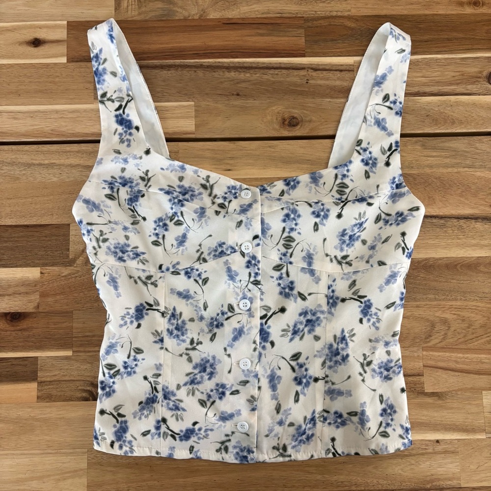 Petal & Pup White Floral Button-Front Tank Top